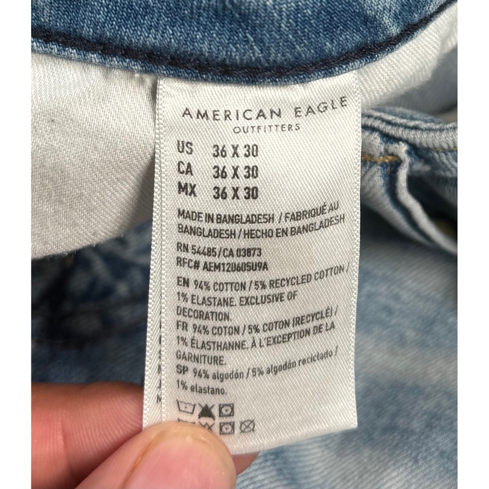 American Eagle AIRFLEX + Women's Jeans Size 36x30 Distressed Light Wash - Picture 4 of 5
